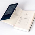Ein Buch aufgeschlagen. Links "Dank", rechts "Inhalt", Kapitel nach Sternzeichen, Seitenzahlen daneben. Elegantes, schlichtes Design.