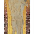 Kalenderseite mit den Zahlen 1 bis 30 unten, der 4. ist markiert. Oben eine farbenfrohe Illustration eines umarmenden Paares.