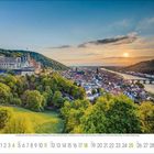 „Heidelberg am Neckar, Baden-Württemberg“ steht mehrfach. Kalender mit April-Datumsleiste. Schloss, Fluss und Altstadt bei Sonnenuntergang.