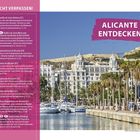 NICHT VERPASSEN! Alicante entdecken. Castillo de Santa Bárbara, Rathaus. Gebäude und Yachten vor einer Wasserpromenade.