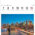 Kalenderübersicht für Juni, 7. bis 13. Juni markiert. Abbild von East River vor Midtown Manhattan bei Nacht.