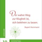 "Der wahre Weg zur Klugheit ist, sich belehren zu lassen." - Rupert Kornmann. Januar 10, Sonntag. Links grün, Illustration einer Blume.