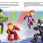 Text: Die Charaktere rufen sich zu, Rüstungen anzulegen und aktivieren einen Trainingsparcours. Illustration von bunten Robotern.