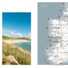 Regionenliste mit Seitenzahlen. Links Sandstrandfoto mit blühenden Pflanzen, rechts Kartenausschnitt mit nummerierten Punkten.