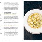 Rezepte: "Conchiglie with Gorgonzola and Pistachios" und "Conchiglie with Spinach" mit Zutaten und Zubereitung. Fertiges Gericht.