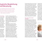 Psychologische Begleitung und Beratung. Überschrift, Fließtext, rote Zwischenüberschriften. Zwei Frauen, eine mit Kopftuch, lächeln sich an.