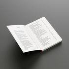 Ein Aufgeschlagenes Buch zeigt ein Inhaltsverzeichnis mit nummerierten Kapiteln und Seitenzahlen.