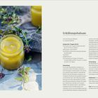 Erkältungsbalsam, Zutatenliste mit Quendel, Olivenöl, Bienenwachs; Anleitung zur Zubereitung. Links Foto: gelber Balsam im Glas.