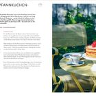 Im Text wird ein Rezept für eine Himbeer-Pfannkuchen-Torte beschrieben. Daneben ein Bild von der Torte auf einem Tisch.