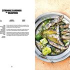ZITRONIGE SARDINEN MIT KRÄUTERN. Rezept für 2 Personen, Zubereitung: 10 Minuten, Garzeit: 6 Minuten. Gericht mit Kräutern.