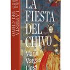 "LA FIESTA DEL CHIVO" von Mario Vargas Llosa. Der Buchumschlag zeigt eine historische Illustration mit einer Figur in Robe.