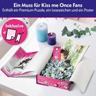 Ein Muss für Kiss me Once Fans. Inkl. Premium-Puzzle, Lesezeichen, Poster. Geöffneter Karton, Puzzleteile, Lesezeichen, Kerzen.