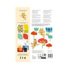 Mit diesem Bastelset entsteht: Biene Maja mit bunten Blumen. Inhalt: Maja-Figur, Blumen, farbiges Papier, Anleitung.