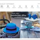 Kalender für KW 35. Text: "Kleine, feine Auszeiten vom Alltag, die wünsche ich dir." Tisch mit Kaffee, Hut, Buch, Kopfhörer.