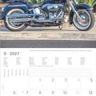 9·2027 Kalender mit Harley-Davidson Softail vor Kakteen. Feiertage: "Eidgenössischer Bettag, CH", "Weltkindertag" und "Herbstanfang".