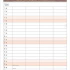 Oben steht "September". Darunter eine Tabelle mit Wochentagen und Daten. Ein Strand mit einem Sonnenuntergang.