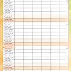 Oben: Wochentage in vier Sprachen. Illustration mit Früchten und unten laufende Figuren, darunter ein Hund und ein Einhorn.