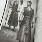 Text unten links: "The traditional Alethi takama...". Zwei Personen in traditioneller und moderner Kleidung.