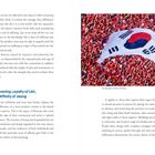 Seite auf Englisch mit Text: "The Unwavering Loyalty of Uiri, the Deep Affinity of Jeong". Bild: Menschenmenge mit großer koreanischer Flagge.