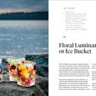 WHAT YOU NEED: Botanicals, containers, light. Floral Luminaria or Ice Bucket. Vier bunte Eiskübel aus Blumen und Wasser.