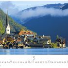 Text: "Hallstätter See", "5", Zahlen 1-31, "CASARES EDITION". 
Dorf am See mit Kirche, Bergen und blauem Wasser.