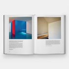 Links: Luis Barragán, Casa Gilardi, Mexiko-Stadt, 1977. Rechts: Home Farm, Oxfordshire, UK, 2019.