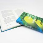 Ein Buch mit dem Titel: "Die Zukunft der Intelligenz" von Manuel Scheidegger, liegt auf einem geöffneten Buch.
