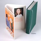 Auf dem Buchumschlag steht „LENA KUPKE ROMAN PAUSE“. Er zeigt eine Illustration einer Frau im Profil mit einer Pflanze.