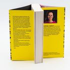 Ein gelbes Buchrückencover zeigt einen Textauszug und eine Kurzbiografie von Sophie Czerny. Ihr Porträt ist rechts.