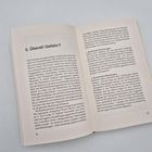 Doppelseite eines Buches: Links Kapitelüberschrift "5. Überall Gefahr?" mit Text, Seitenzahlen 54 und 55 unten.