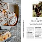 **SÜSSE SEELENWÄRMER**  
Foto von Zimtschnecken mit Glasur.  
**KAROTTENKUCHEN-SCHNECKEN**  
Frau pflückt Äpfel in einem Korb.