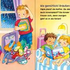 Text: "Wie gemütlich! Draußen gewittert es." Kinder packen Koffer, ein Hund versteckt sich unter einem Regenschirm.