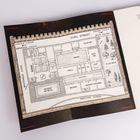 Eine detaillierte Karte zeigt "TURL STREET" mit Bereichen wie "Bibliothek", "Kapelle", "Speisesaal", umgeben von eleganten Strukturen.