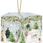 Keine Texte vorhanden. Illustration mit Schneemann, Rehen, Schlitten, Bäumen, Eichhörnchen, Vogel, Weihnachtskranz oben.