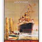 "ROYAL HOLLAND LLOYD AMSTERDAM" über einem großen Schiff, mit einem kleinen Boot im Vordergrund.