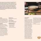 "UDON" und weitere Texte beschreiben Udon-Nudeln: Herstellung, Sorten, Preise und Empfehlungen. Rechts oben: Essensbild. Unten: Illustration von Udon.