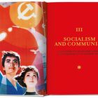 Titel: "III SOCIALISM AND COMMUNISM". Links eine Illustration von zwei Menschen, rote dominierende Farben.