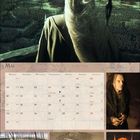 Kalender für Mai, "Helms Deep", Szenen aus einem Film: Armeen, ein Mann mit langem Haar, Karte von Rohan, feuriges Auge.