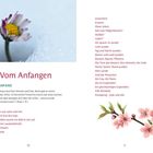 "1. Vom Anfangen. AM ANFANG. Im Anfang schuf Gott Himmel und Erde. Bild: Gänseblümchen im Schnee. Illustration: Kirschblüten."