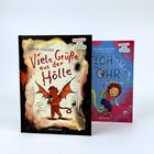 Zwei Buchcover: "Viele Grüße aus der Hölle" zeigt einen kleinen Teufel; "Floh im Ohr" mit einer fröhlichen Figur und Musiknoten.