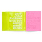 Zwei Buchumschläge: links neongelb mit weißem Text, rechts rosa mit rotem Text, beide sagen: "Stay Connected: Art and China Since 2008".