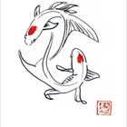 Monatszahlen von 5 bis 31 unten. Ein stilisiertes Pferd und ein Fisch mit roten Markierungen, im Kreis angeordnet.