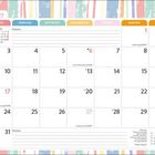 Kalender für Mai 2027 mit farbigen Streifen oben. Wochen beginnen mit Montag und enden mit Sonntag. Feiertage sind markiert.