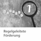 Texte: "Kapitel 1", "Regelgeleitete Förderung". Großes "1" unter einer Lupe, daneben "Kapitel" in Würfeln. Grauer Hintergrund.