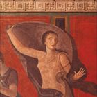 5, 1 2 3 4 5 6 7 8 9 10 11 12 13 14 15 16 17 18 19 20 21 22 23 24 25 26 27 28 29 30 31. Rotes Fresko, Frau im antiken Gewand.