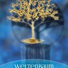 "Weltenbaum Yggdrasil. In dir wurzelt die Wahrheit." Ein goldener Baum vor blauem Hintergrund.