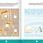 Links: "Die Antilopen grasen in ihrem Gehege. Kannst du sie der Größe nach sortieren? Beginne bei der kleinsten und schreibe die Zahlen der Größe nach in die Kästchen." 
Rechts: "Im Zoo liegt Schnee. Weißt du, welche Spur zu welchem Tier gehört? Verbinde mit Linien." 
Links: Antilopen in unterschiedlichen Größen mit Kästchen daneben. 
Rechts: Tiere und Spuren; Eisbär, Hase, Pinguin, Fuchs.