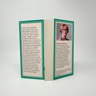 Linker Text: Beschreibung eines Krimis über Ermittlungen an einer Küste. Rechter Text: Infos über Philippa Perry, Psychotherapeutin.