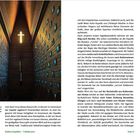 Blaues Licht und gelbes Kreuz im Inneren der Kapelle Mäckler. Sieben Kapellen – 7 Radtouren. Tour 3.