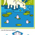 „Lass die Seerosen blühen!“ Ein Einhorn in einem Teich mit Seerosenknospen, umgeben von grünem Laub.